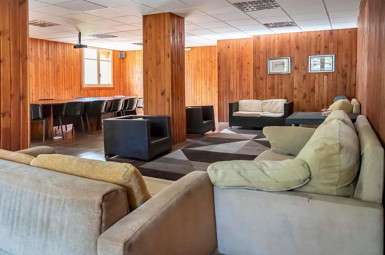 Hotel Roca Blanca Espot Esterno foto